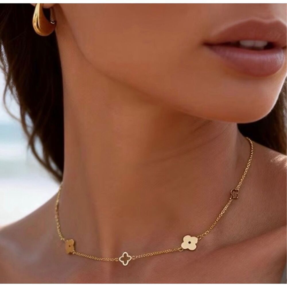 Dainty Gold Flower Clover Choker Necklace Minimalist Y2K Layering Chain Trendy